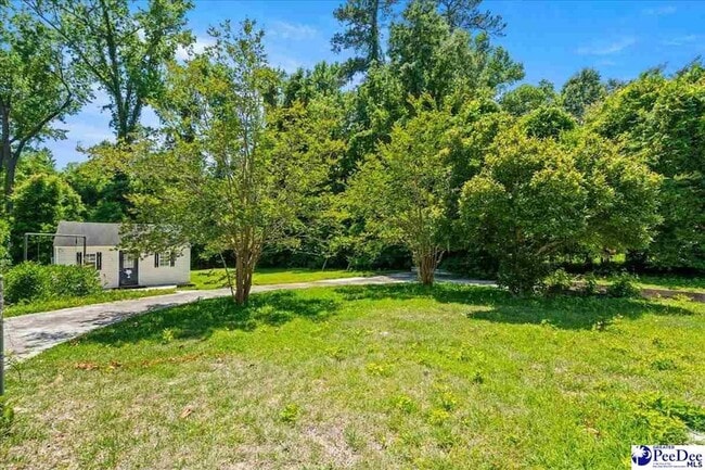 Building Photo - 726 Wisteria Dr
