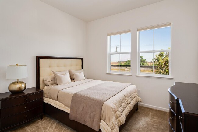 Building Photo - 3305 Delta Coves Dr