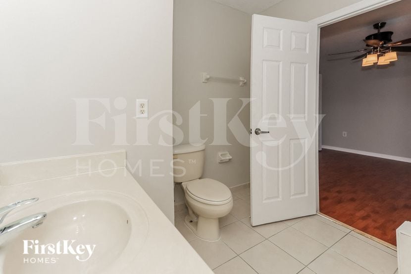 Building Photo - 14000 SW 260th St