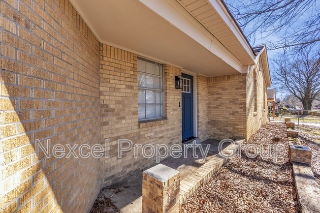 Building Photo - 8254 Whitebrook Dr