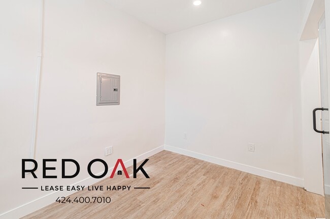 Building Photo - 4238 Lindblade Dr