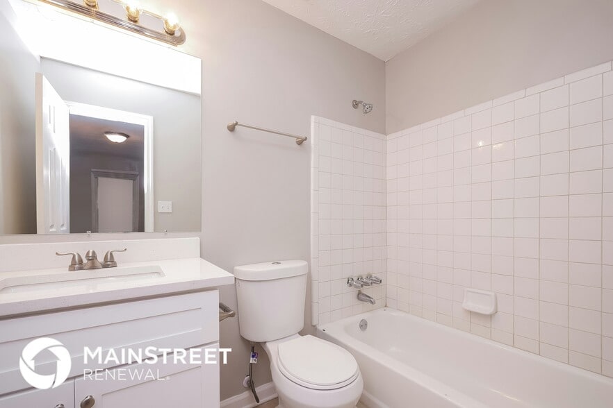 Building Photo - 1003 Salisbury Trail