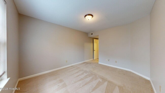 Building Photo - 1203 Wilshire Cir