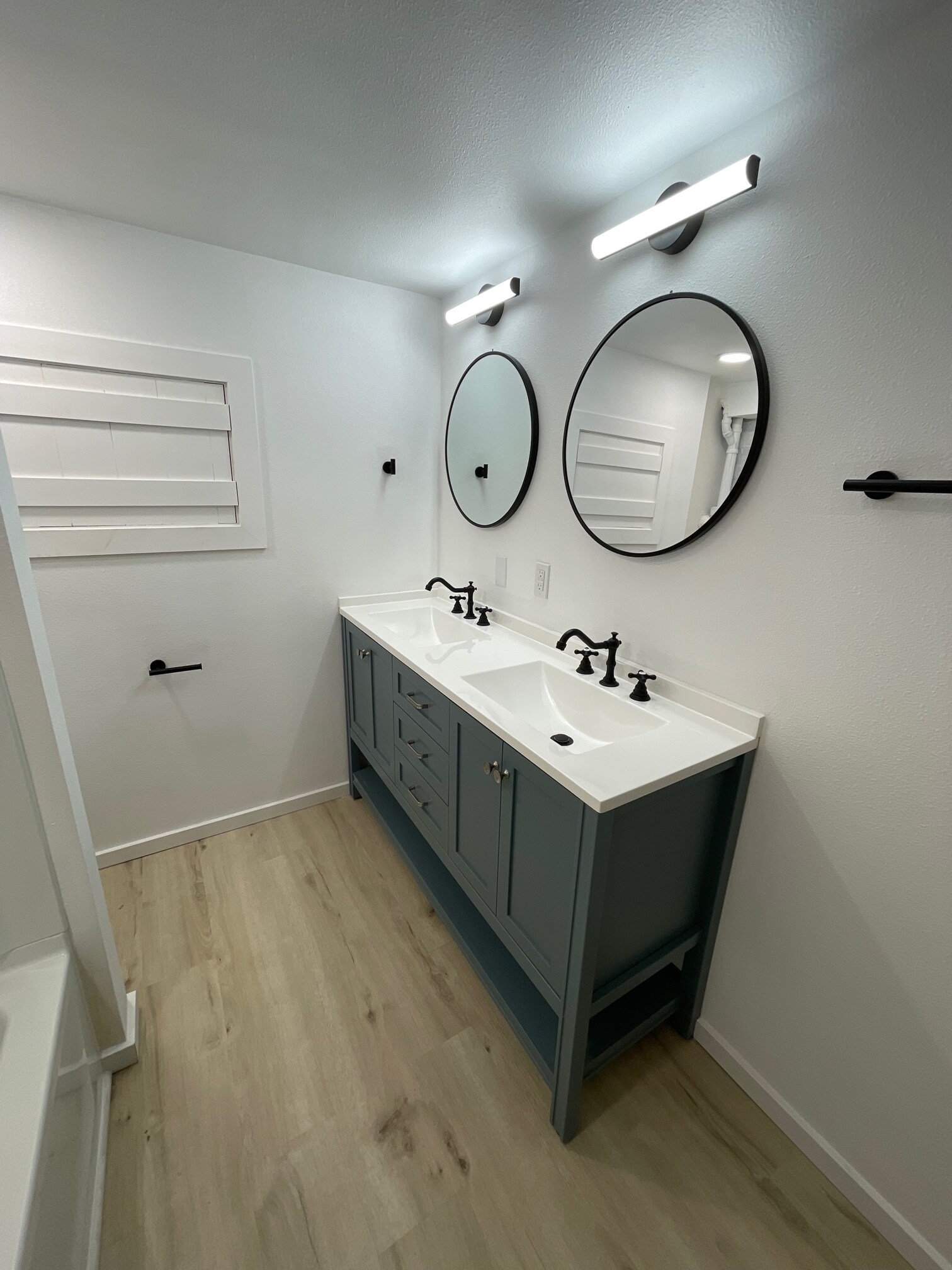 Lower unit bathroom - 1227 7th St