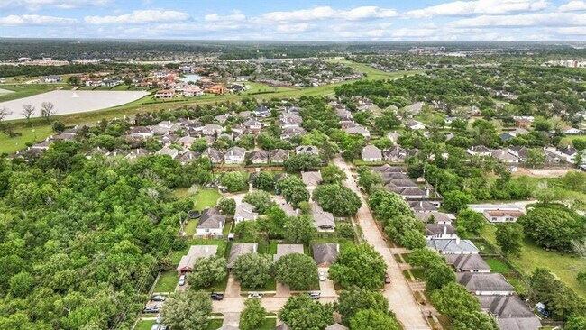Building Photo - 5723 Cochise Dr