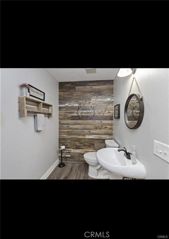 Building Photo - 5808 Boca Raton Way