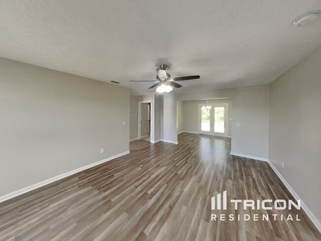 Building Photo - 1513 Destiny Dr