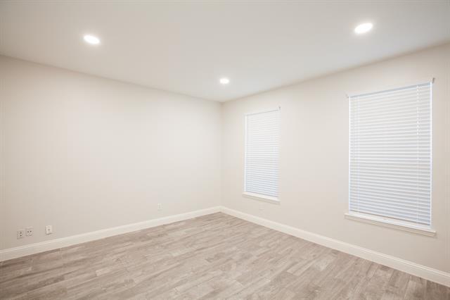 Building Photo - 9900 Presthope Dr