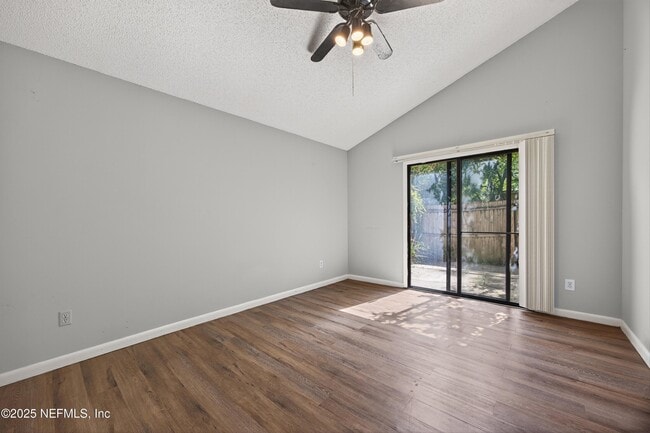Building Photo - 10711 Whispering Woods Pl