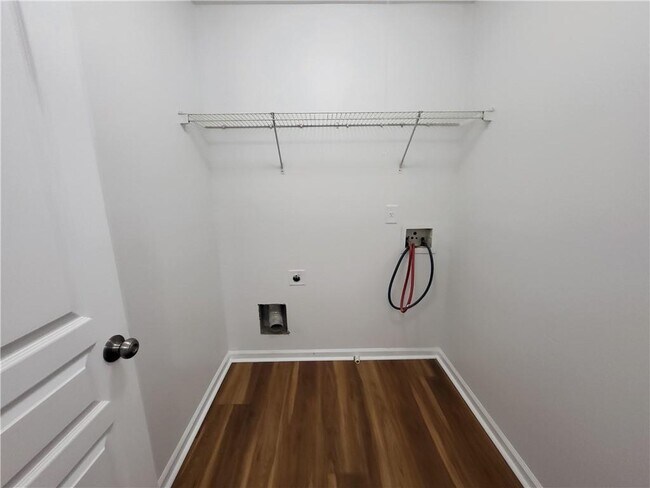 Building Photo - 4231 Suwanee Brook Ct