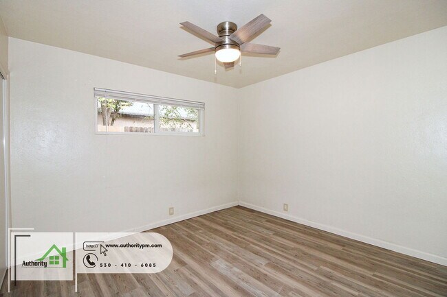 Building Photo - 3120 Pioneer Ln