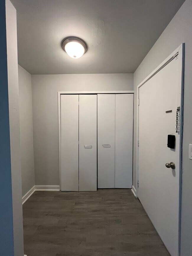 Primary Photo - 438 Gaskill St