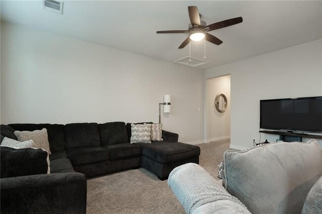 Building Photo - 229 Bonnet Blvd