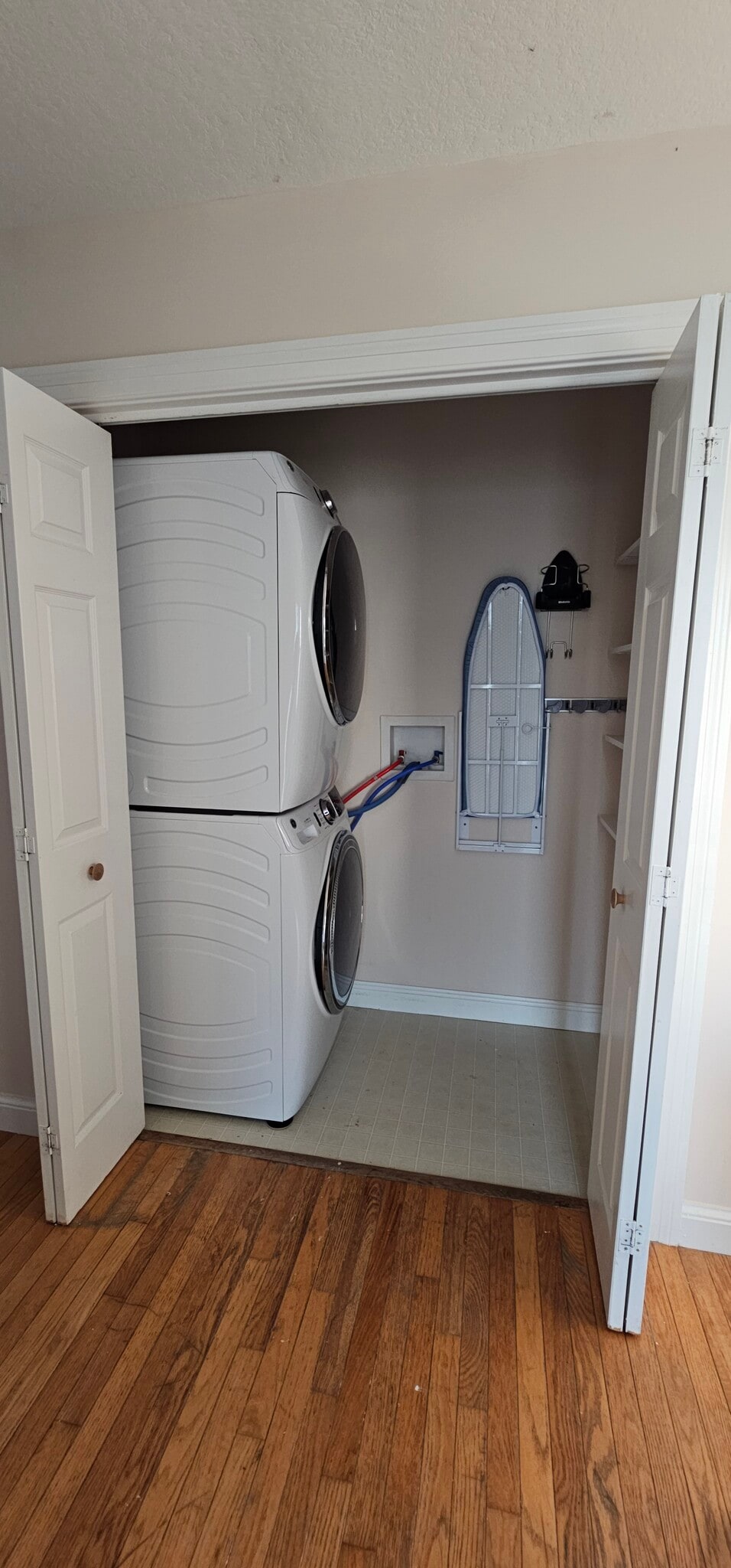 Laundry Room - 5315 Captains Way