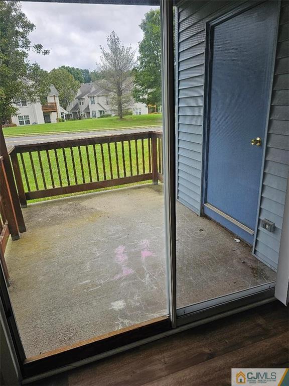 Building Photo - 5 Tanglewood Ct