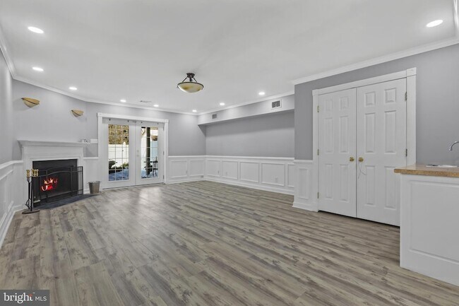 Building Photo - 2828 Beckon Dr