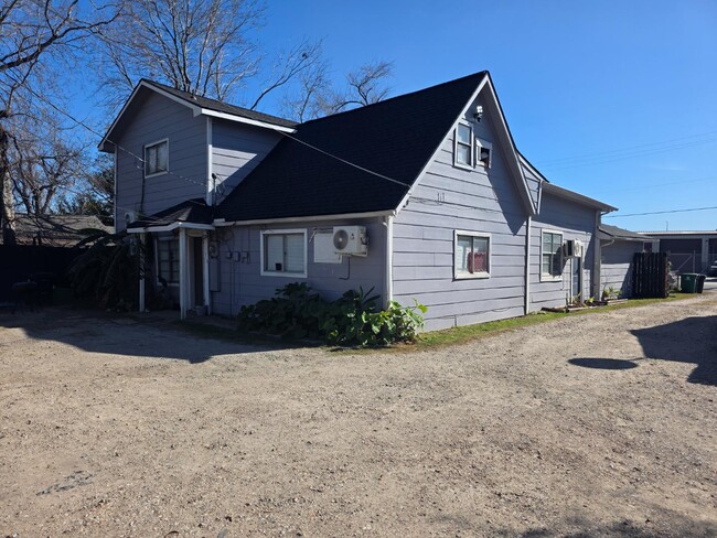 Building Photo - 13433 Topeka St