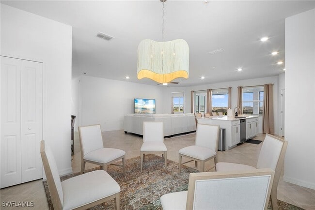 Building Photo - 15158 Bluffton Ln