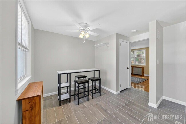 Building Photo - 513 Brooklawn Ave