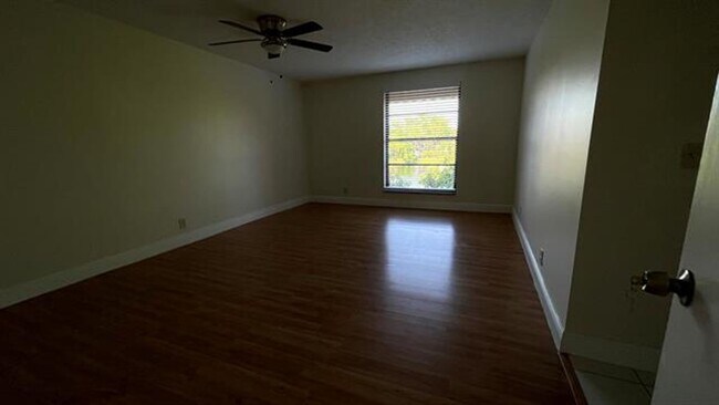 Building Photo - 9110 Orchid Tree Ln