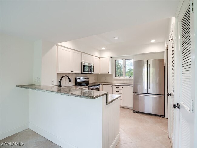 Building Photo - 1633 Spoonbill Ln