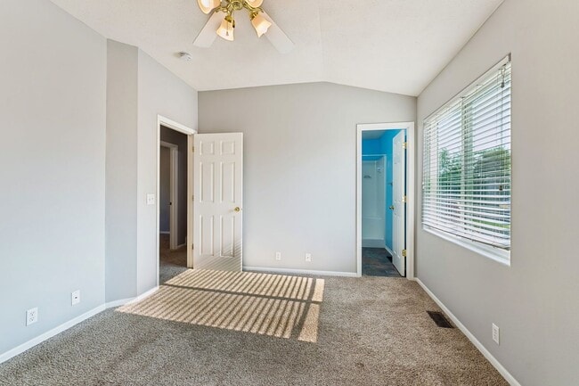 Building Photo - 4027 N 172nd Ave