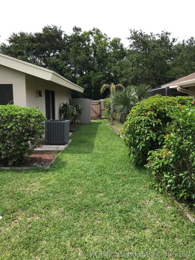 Building Photo - 7785 Stanway W Pl