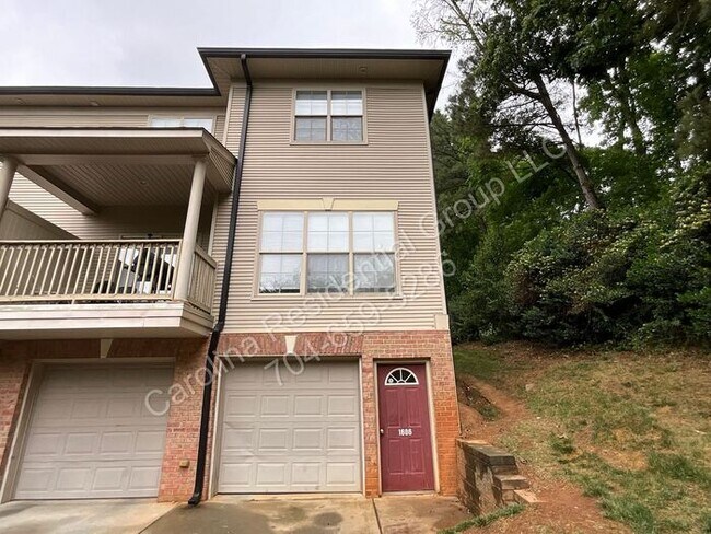 Building Photo - 1606 Termini Dr