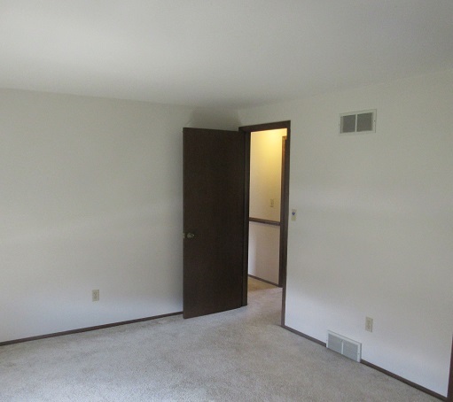 Building Photo - 12706 N Maplecrest Ln