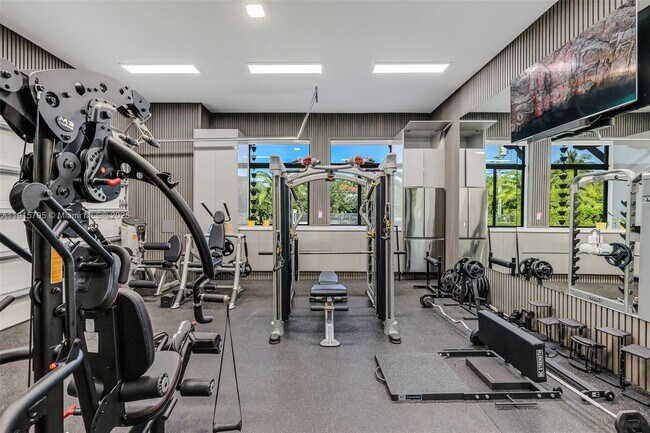 Building Photo - 250 NW 129th Ave