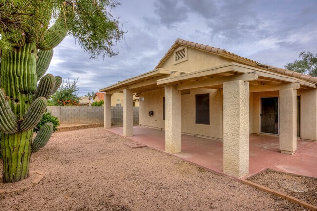 Building Photo - 8998 E Laurie Ann Dr