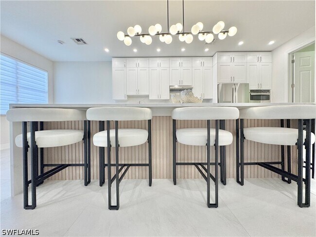 Building Photo - 12667 Biscayne Ct