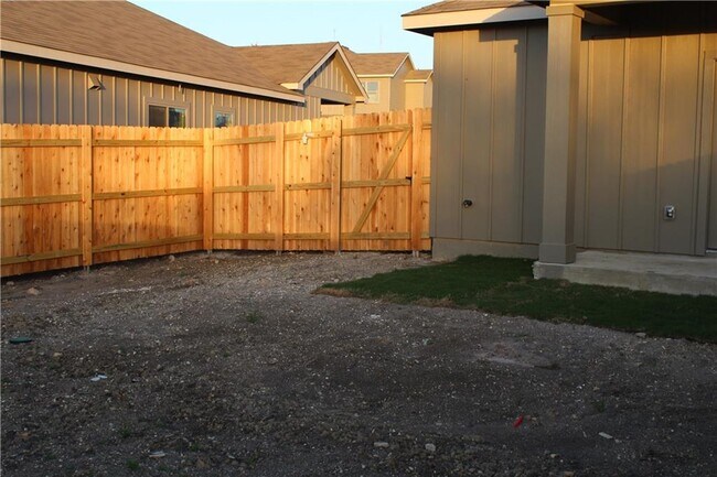 Building Photo - 1220 Garland Rd