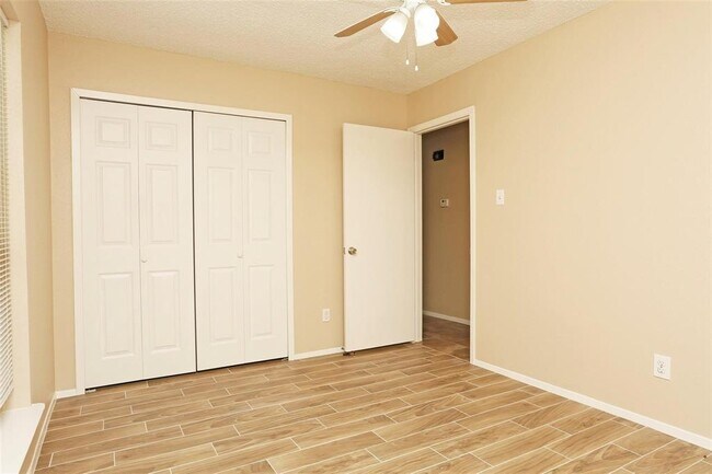 Building Photo - 22518 John Rolfe Ln
