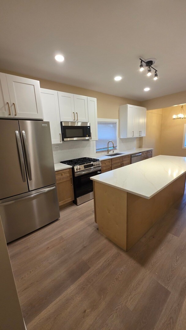 Building Photo - 3111 N Central Park Ave