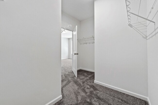 Building Photo - BRAND NEW Townhome located in Westside Ben...
