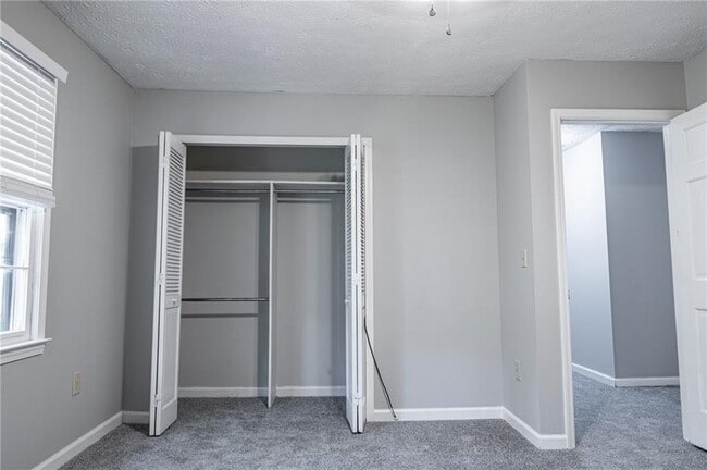 Building Photo - 7766 Hampton Cove