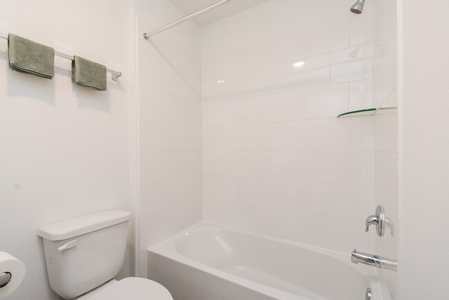 Building Photo - 23923 Escardilla Dr