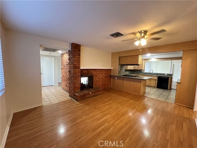 Building Photo - 616 S Archer St