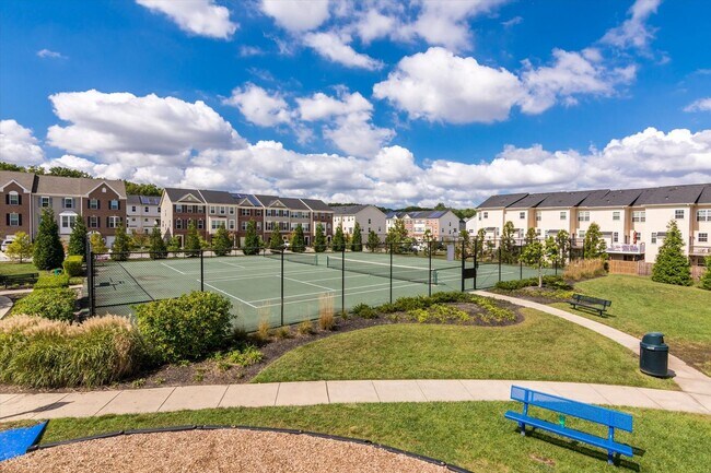 Building Photo - Tanyard Springs Townhome