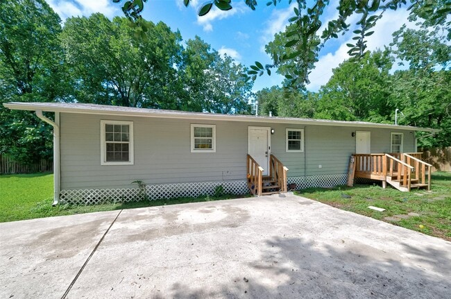 Building Photo - 13703 Segrest Dr