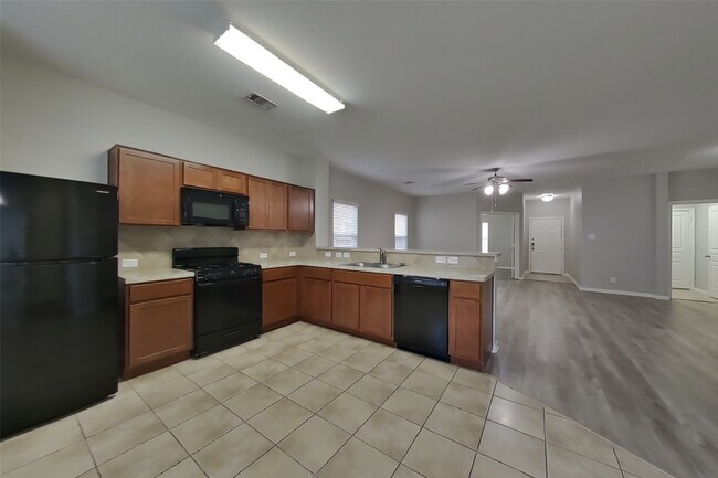 Building Photo - 6103 Coleus St