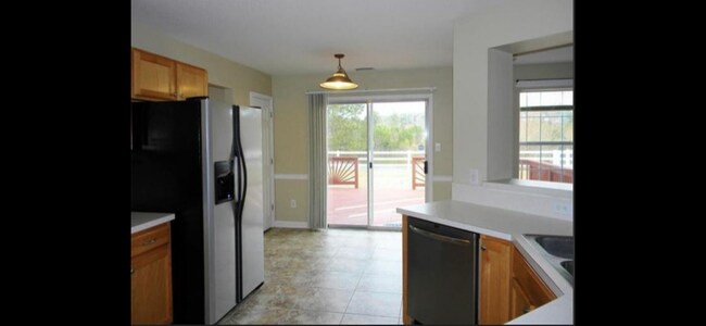 Kitchen - 2736 Mulberry Loop