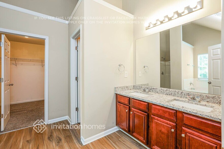 Building Photo - 4186 Defoors Farm Dr
