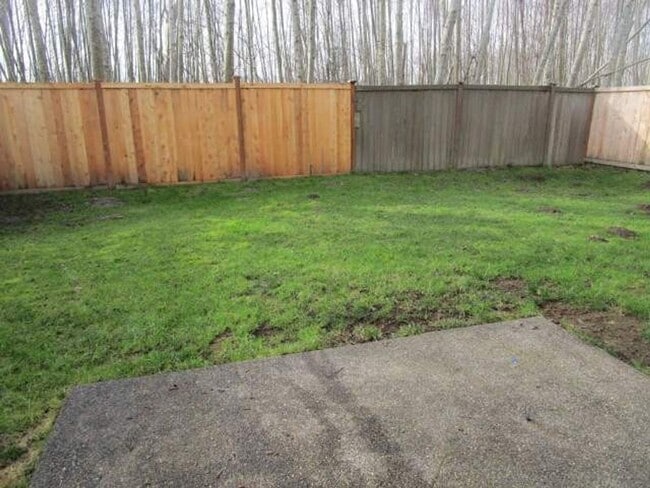 Building Photo - 3 Bedroom, 2.5 Bathroom Home with Office in Fife