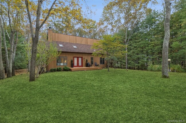 Building Photo - 15 Mt Misery Dr