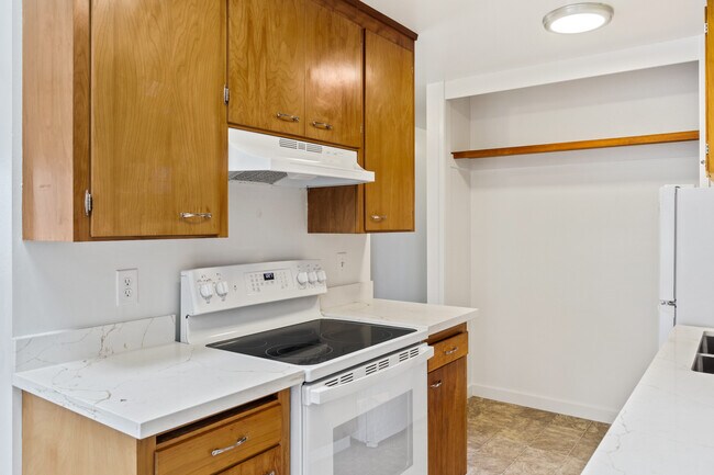 Building Photo - 9319 51st Ave S