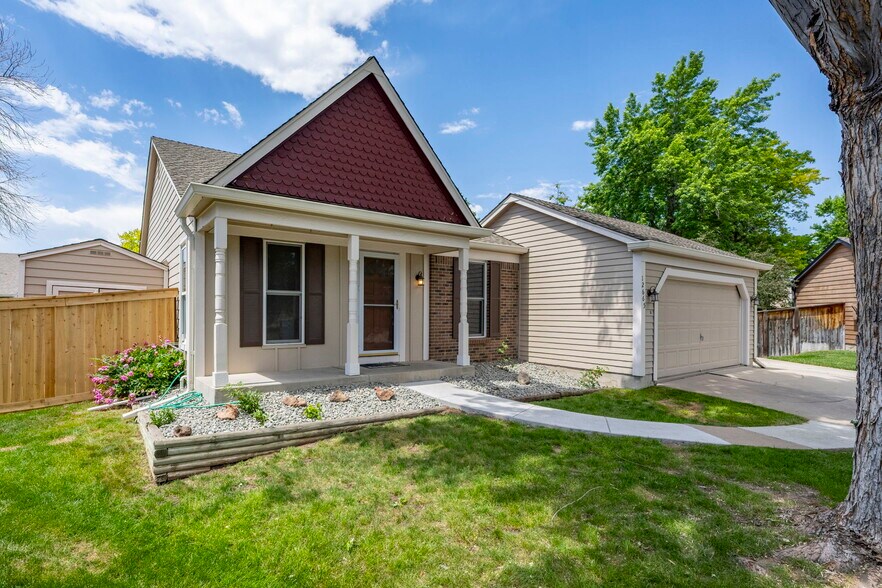 Primary Photo - 12665 Grove Ct