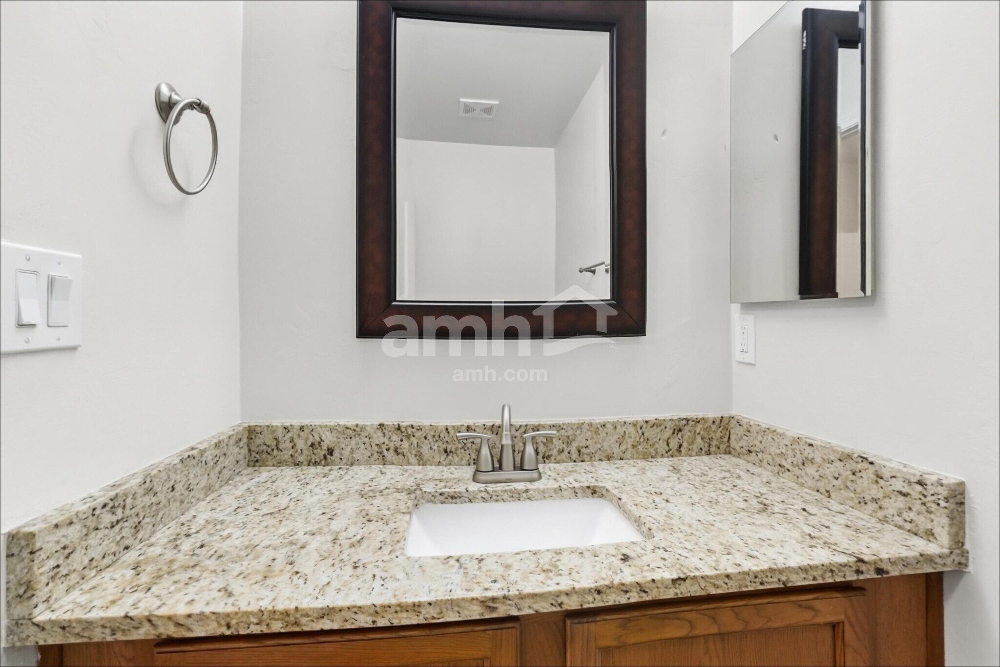 Building Photo - 18445 S Avenida Arroyo Seco