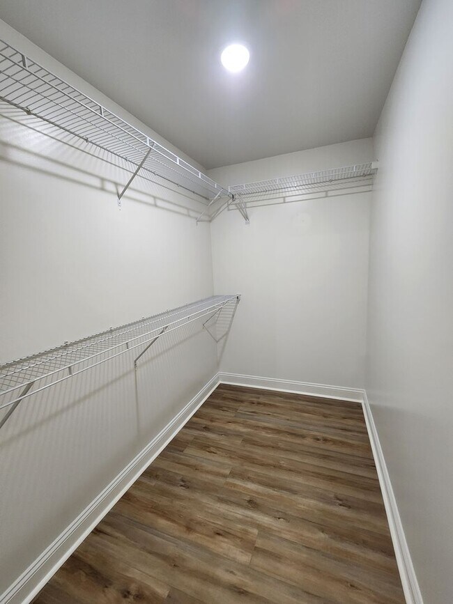 Building Photo - 4045 Colbie Way